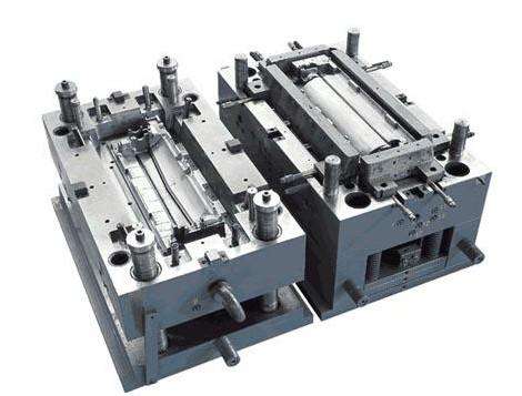 注塑模具動、定模采用鑲塊形式