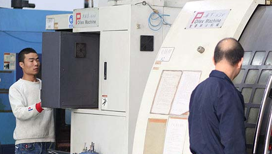 在深圳怎么選擇專業的模具開模廠呢？